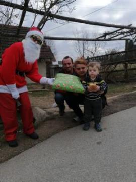 Božiček je obdaroval naše otroke 1